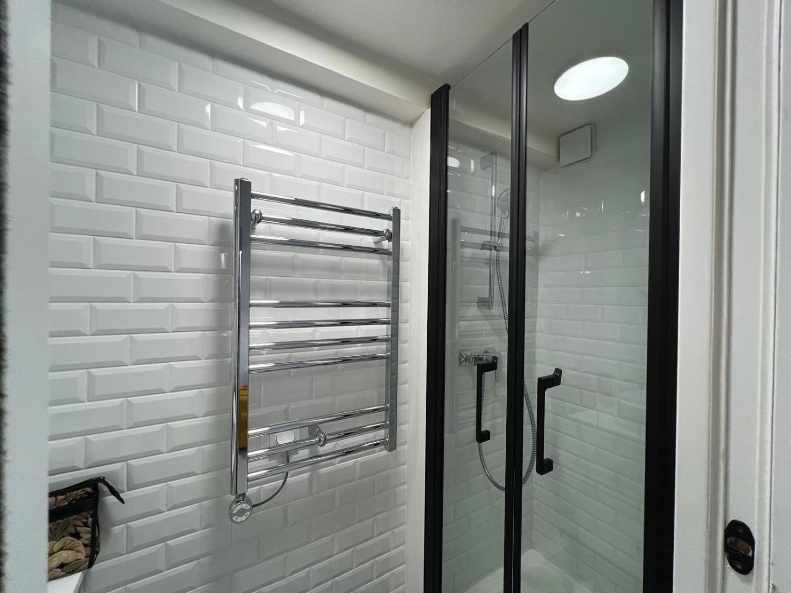 Appartement Design Quartier Montmartre-Sacre-Coeur! Paris Xviiie Ngoại thất bức ảnh
